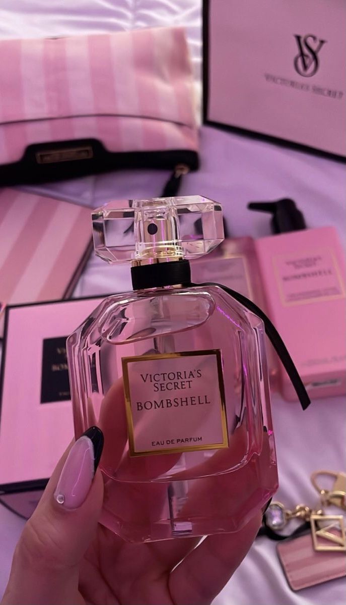 VICTORIA'S SECRET