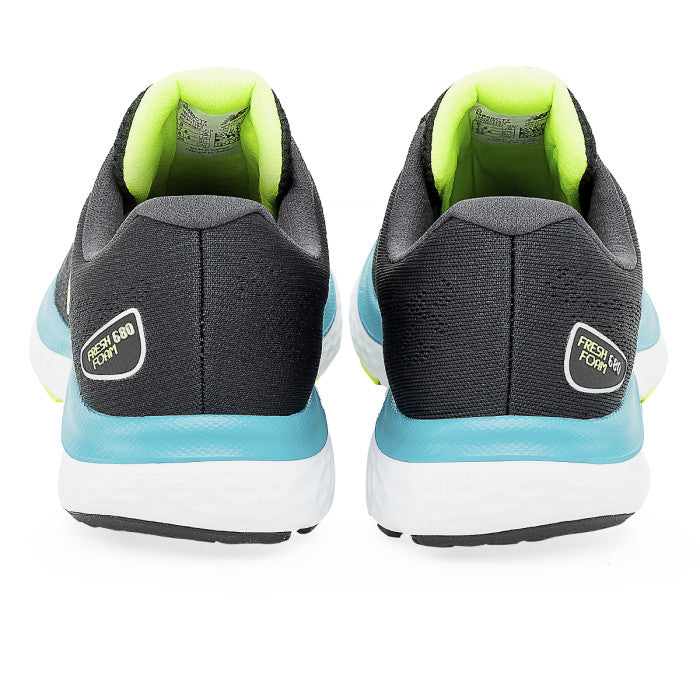 New Balance Fresh Foam 680 v7   Negra