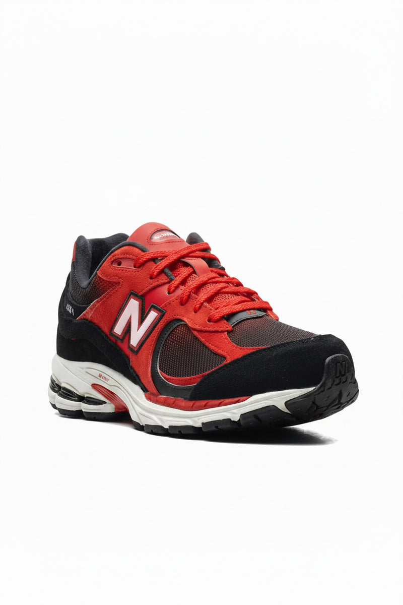 NEW BALANCE 2002 R TRUE RED